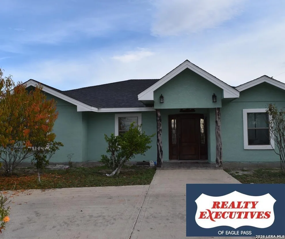 Unit for sale at 607 Chuck Wagon, Eagle Pass, TX 78852