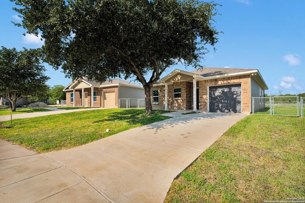 Unit for sale at 623 VILLA LINDA, San Antonio, TX 78237