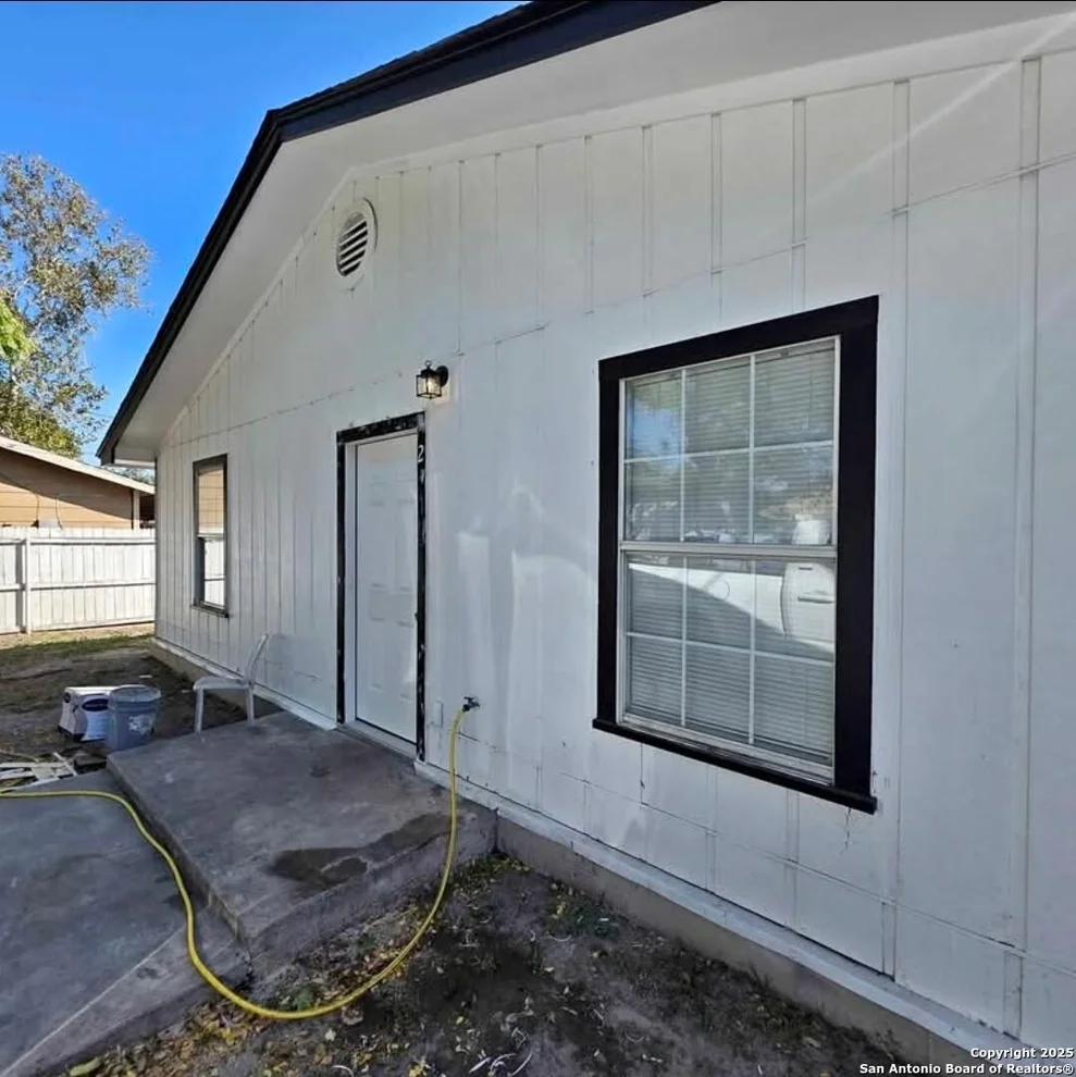 Unit for sale at 1503 Vanderbilt, San Antonio, TX 78210
