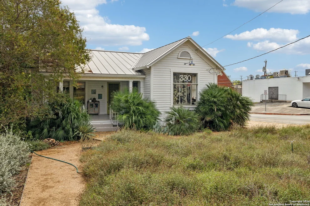 Unit for sale at 330 E Olmos Dr, Olmos Park, TX 78212