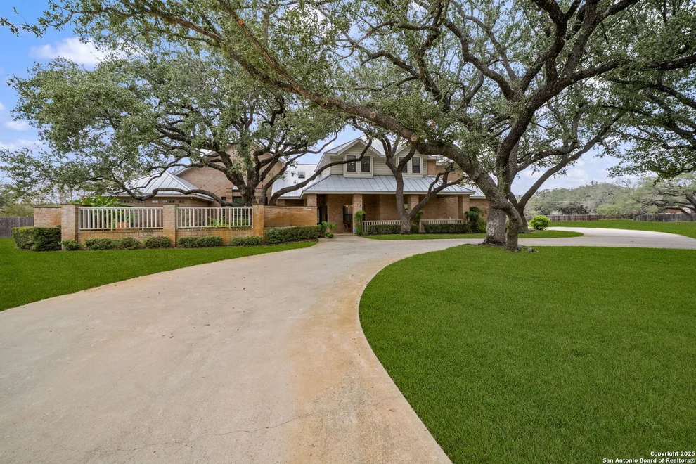 Unit for sale at 1714 continental, Pleasanton, TX 78064