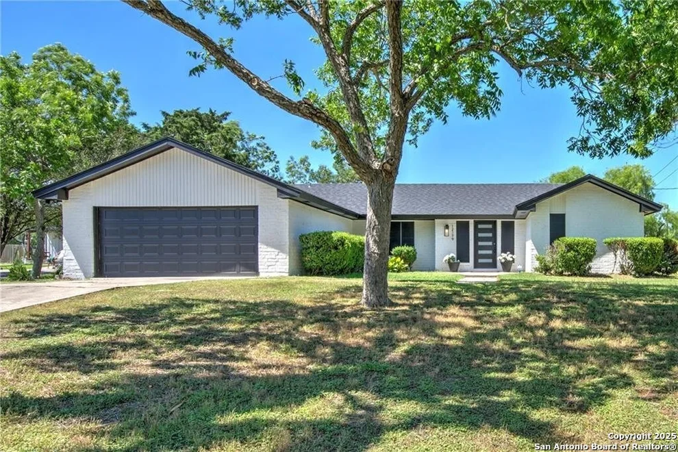 Unit for sale at 12129 Up River Rd, Corpus Christi, TX 78410