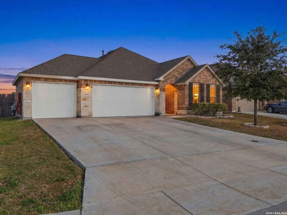 Unit for sale at 642 Rusty Gate Way, New Braunfels, TX 78130