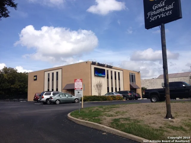 Unit for sale at 2943 Mossrock Dr, San Antonio, TX 78230