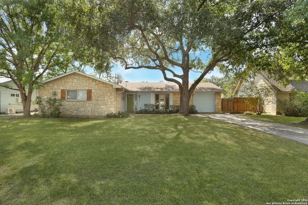 Unit for sale at 3734 BRIARHILL, San Antonio, TX 78218