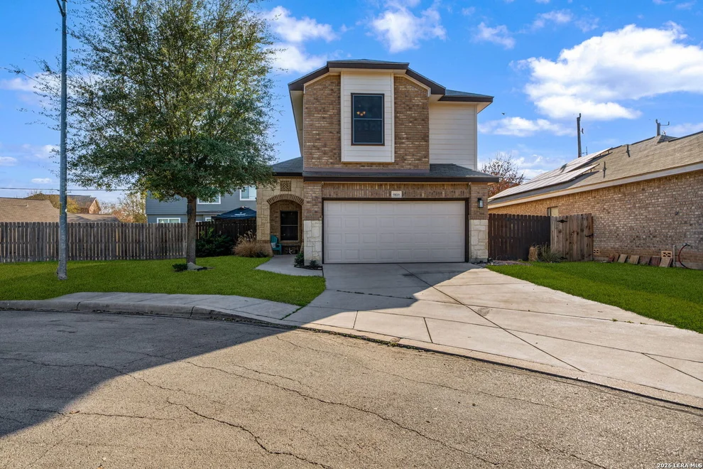Unit for sale at 9810 Leubeck Ranch, Helotes, TX 78023