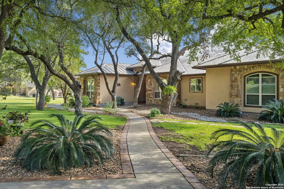 Unit for sale at 199 Shepherds Crook, Helotes, TX 78023