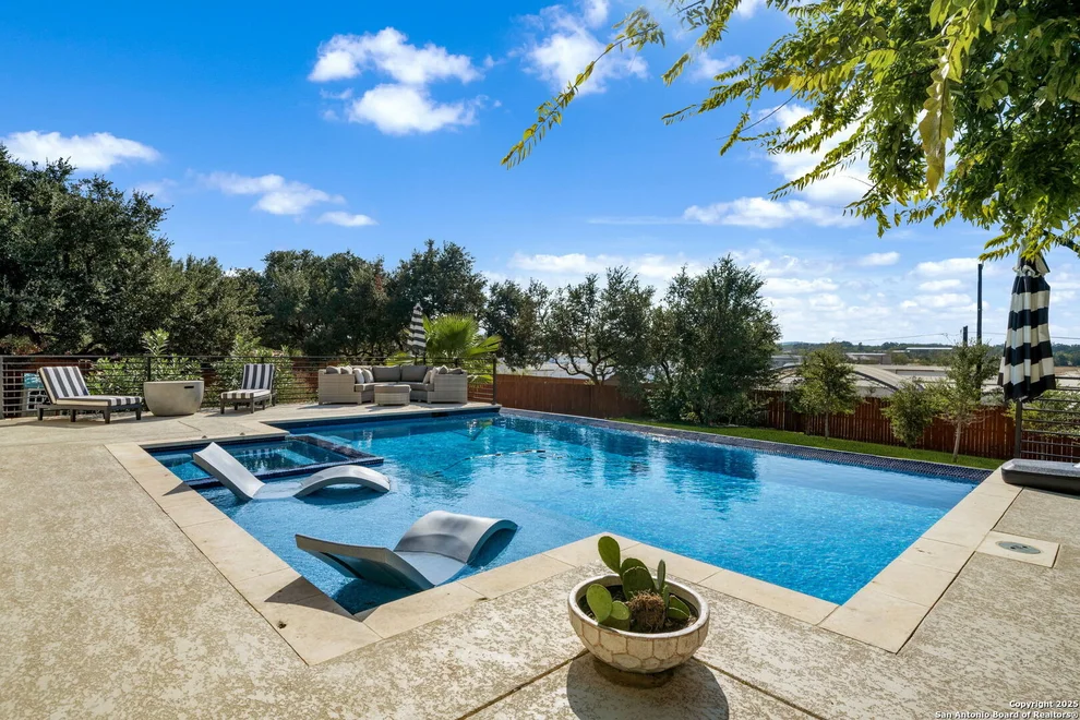 Unit for sale at 28827 BALCONES CRK, Boerne, TX 78006