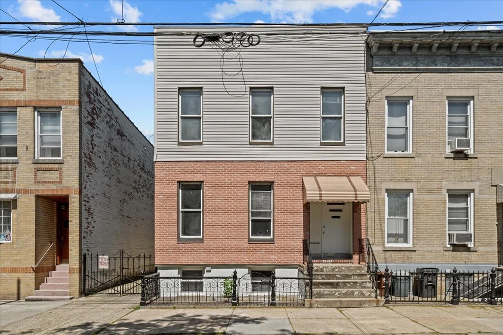 Unit for sale at 2013 BLEECKER Street, Queens, NY 11385