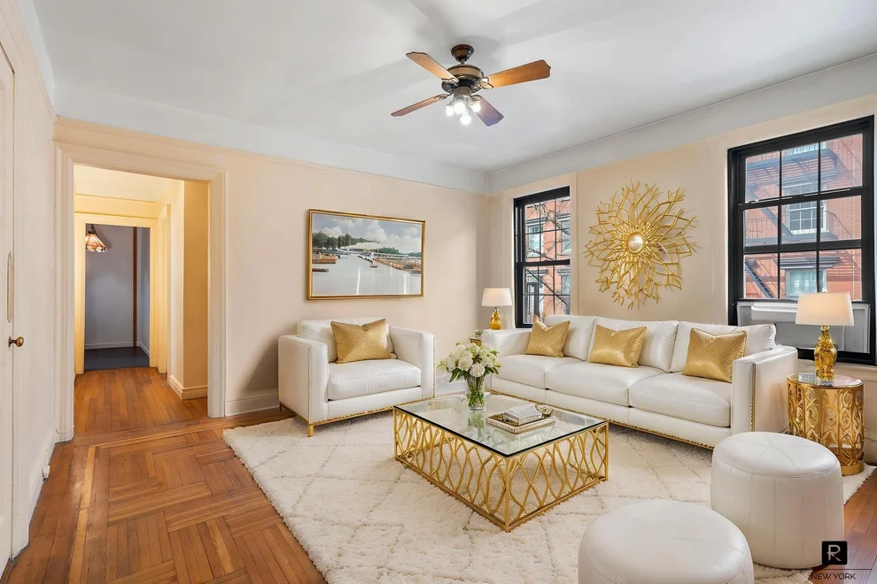 Unit for sale at 270 W 11th Street, Manhattan, NY 10014