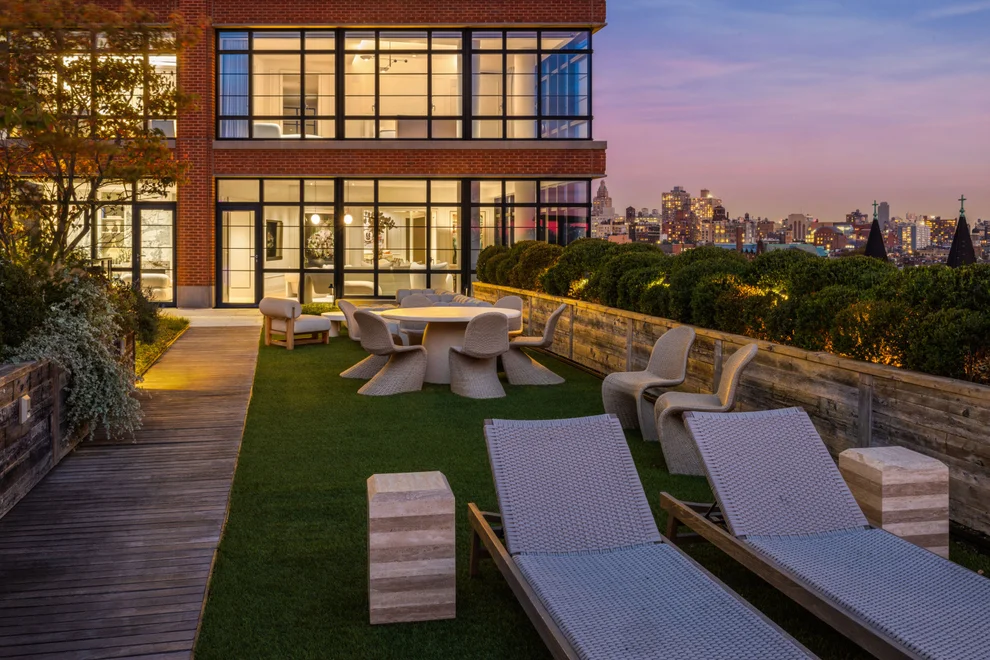 Unit for sale at 150 CHARLES Street, Manhattan, NY 10014