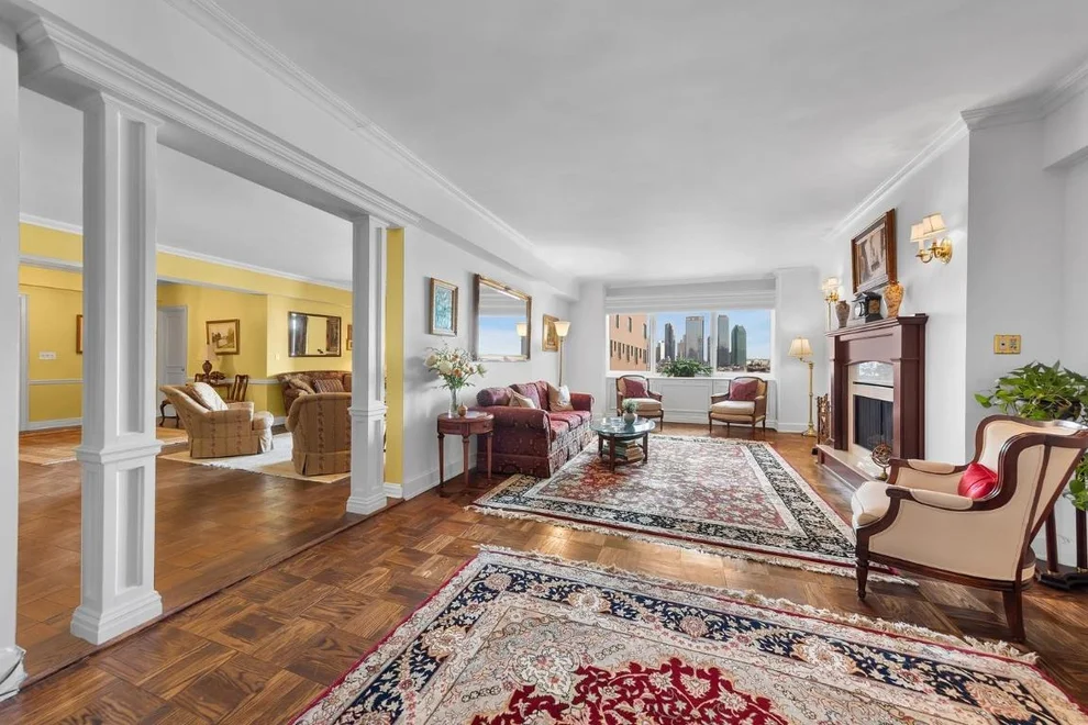 Unit for sale at 25 SUTTON Place S, Manhattan, NY 10022