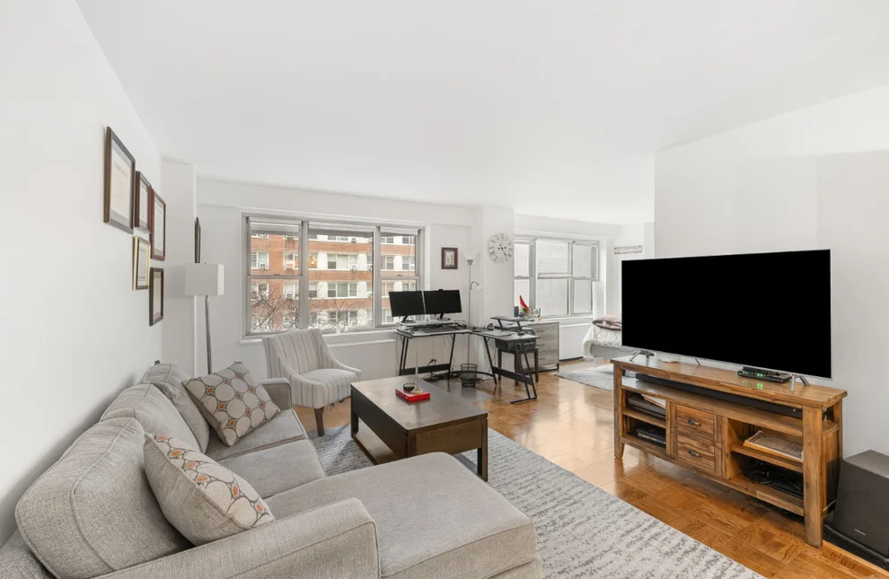 Unit for sale at 137 E 36TH Street, Manhattan, NY 10016