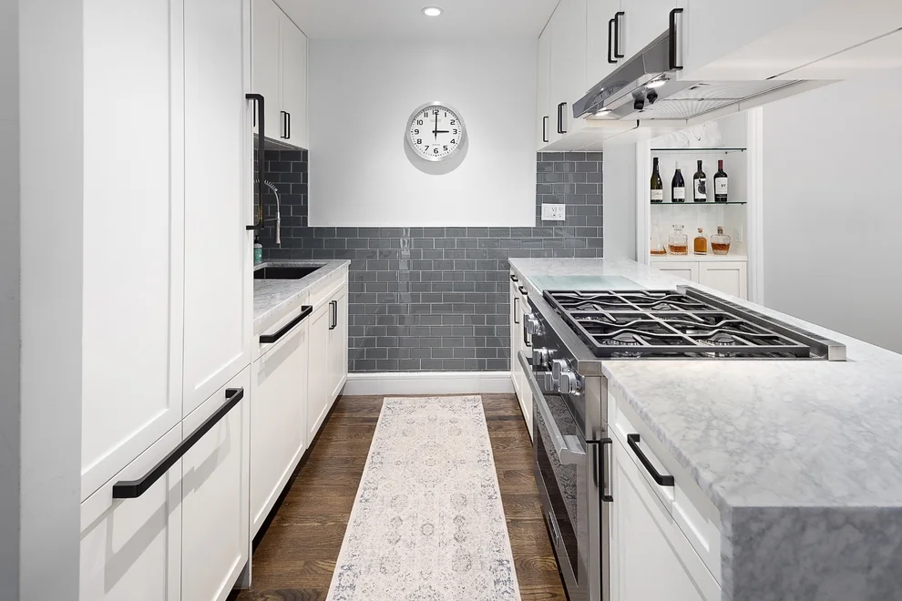 Unit for sale at 250 W 88th Street, Manhattan, NY 10024