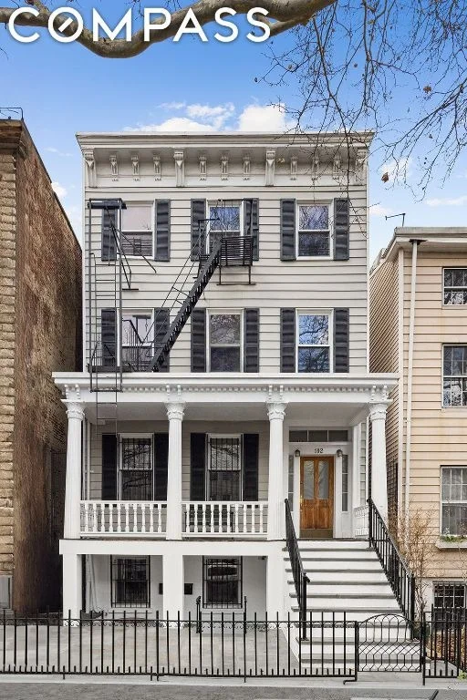 Unit for sale at 102 Vanderbilt Avenue, Brooklyn, NY 11205