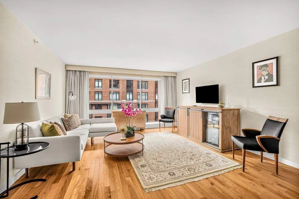 Unit for sale at 555 W 23rd Street, Manhattan, NY 10011