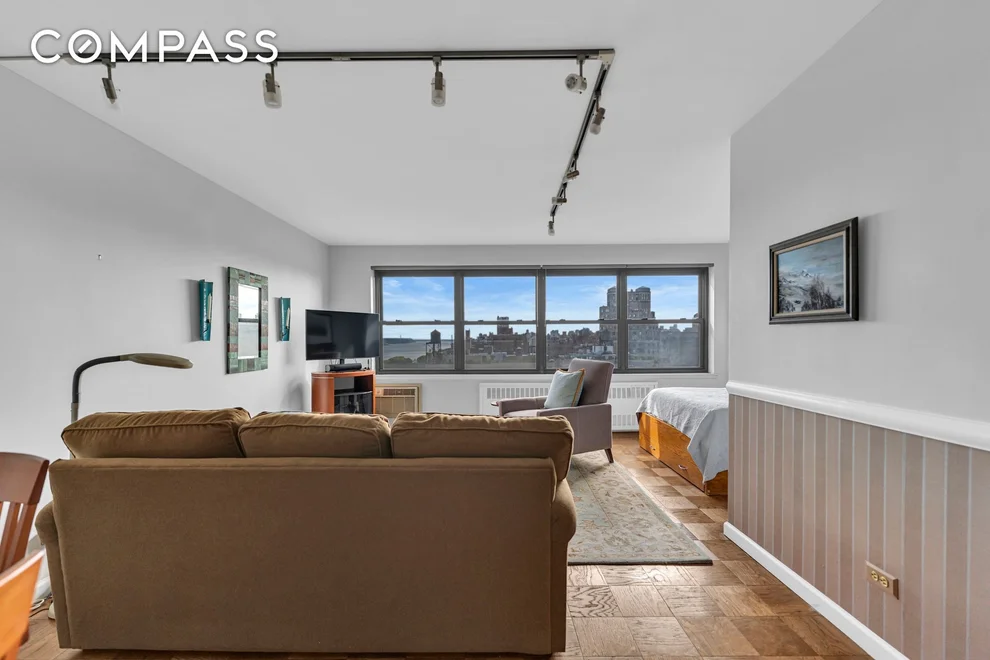 Unit for sale at 205 W End Avenue, Manhattan, NY 10023