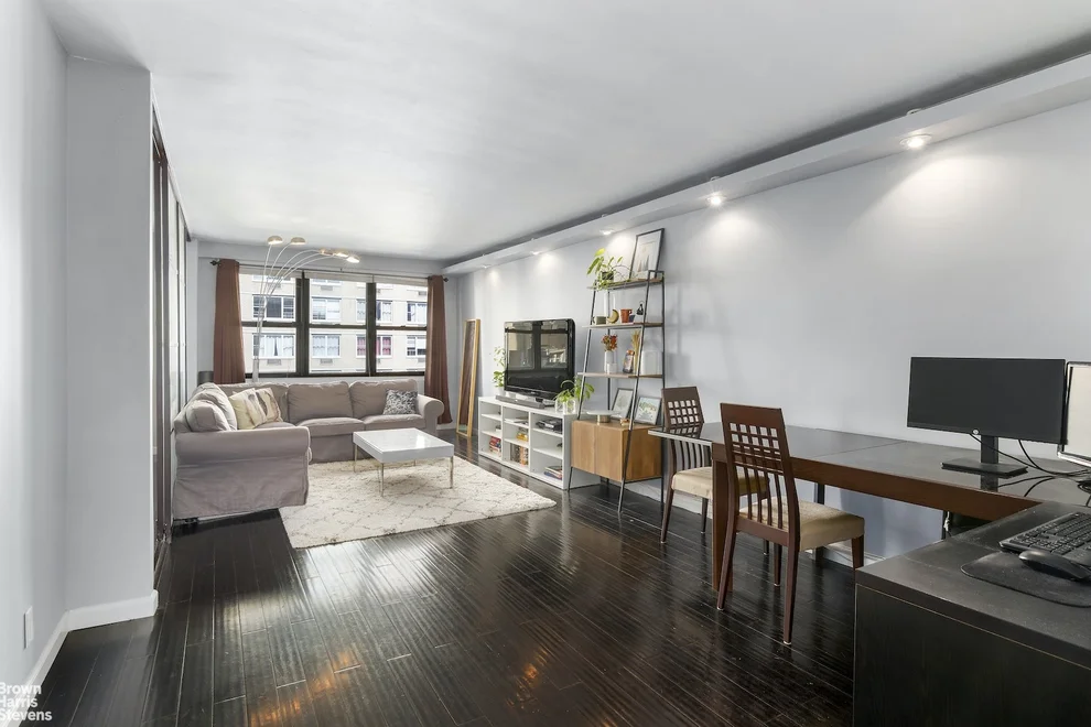 Unit for sale at 201 E 28TH Street, Manhattan, NY 10016