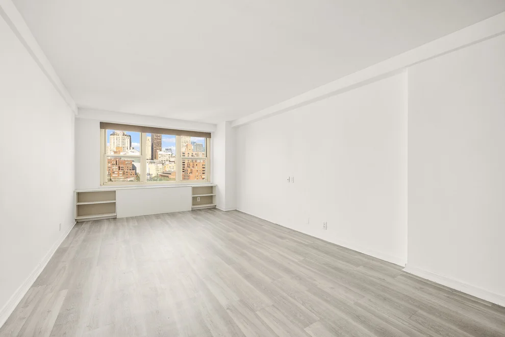 Unit for sale at 305 E 24TH Street, Manhattan, NY 10010