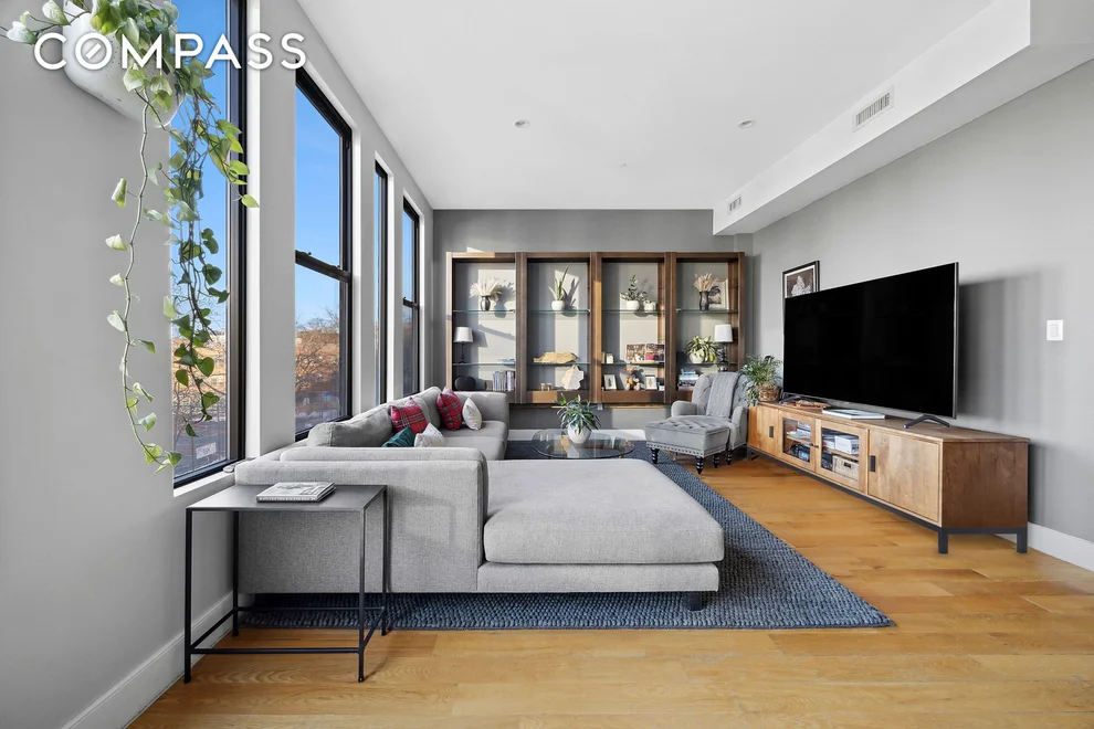 Unit for sale at 268 St Marks Avenue, Brooklyn, NY 11238