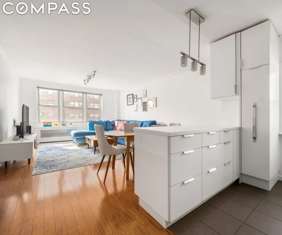 Unit for sale at 160 E 27th Street, Manhattan, NY 10016