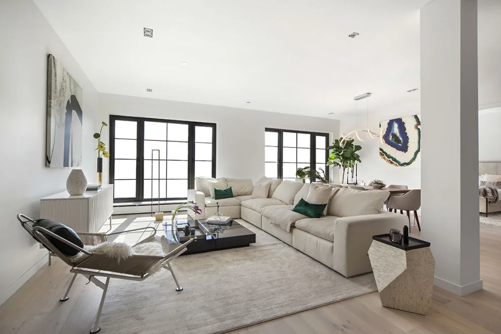 Unit for sale at 225 W 17TH Street, Manhattan, NY 10011