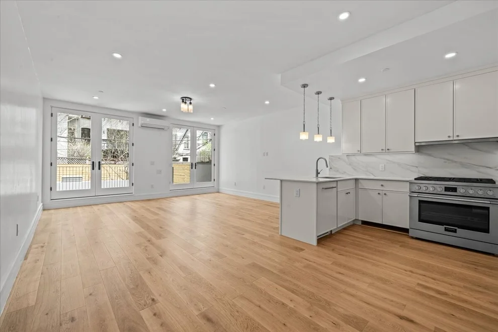 Unit for sale at 147 LUQUER Street, Brooklyn, NY 11231
