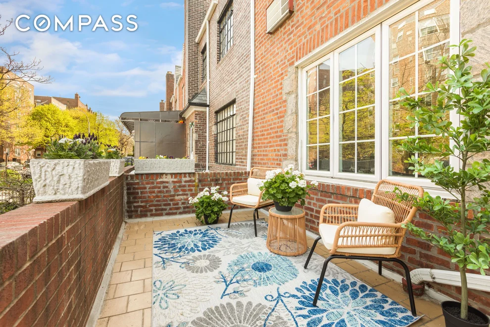 Unit for sale at 33-14 76th Street, Queens, NY 11372