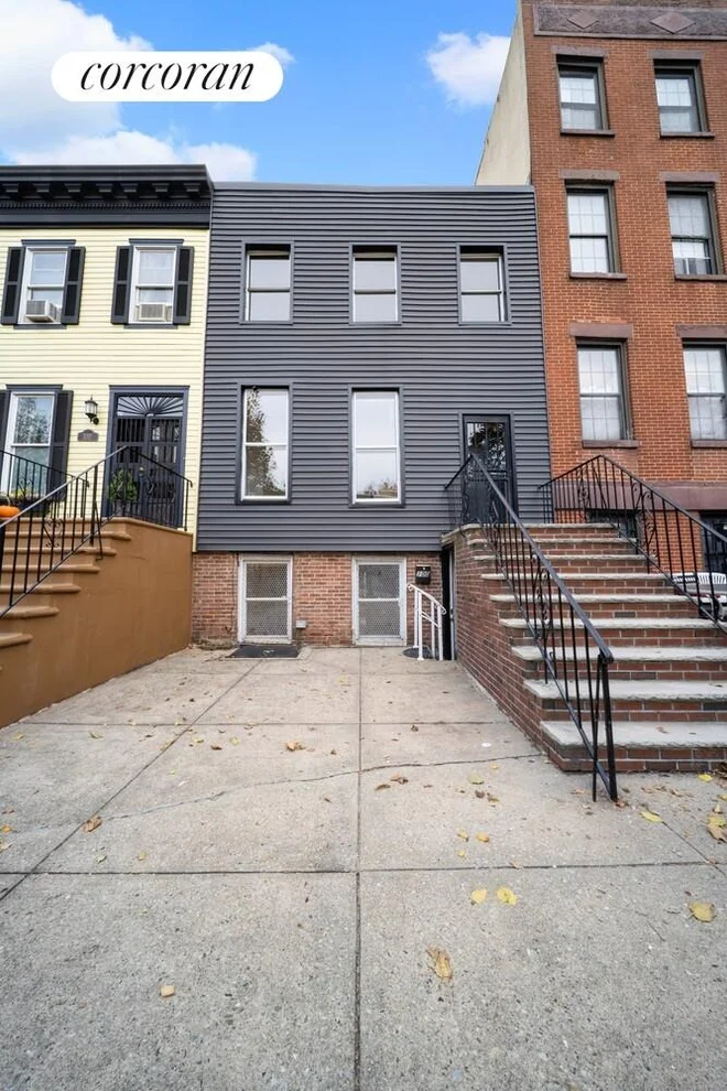 Unit for sale at 100 2ND Street, Brooklyn, NY 11231