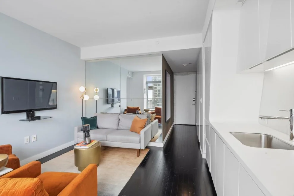 Unit for sale at 123 WASHINGTON Street, Manhattan, NY 10006