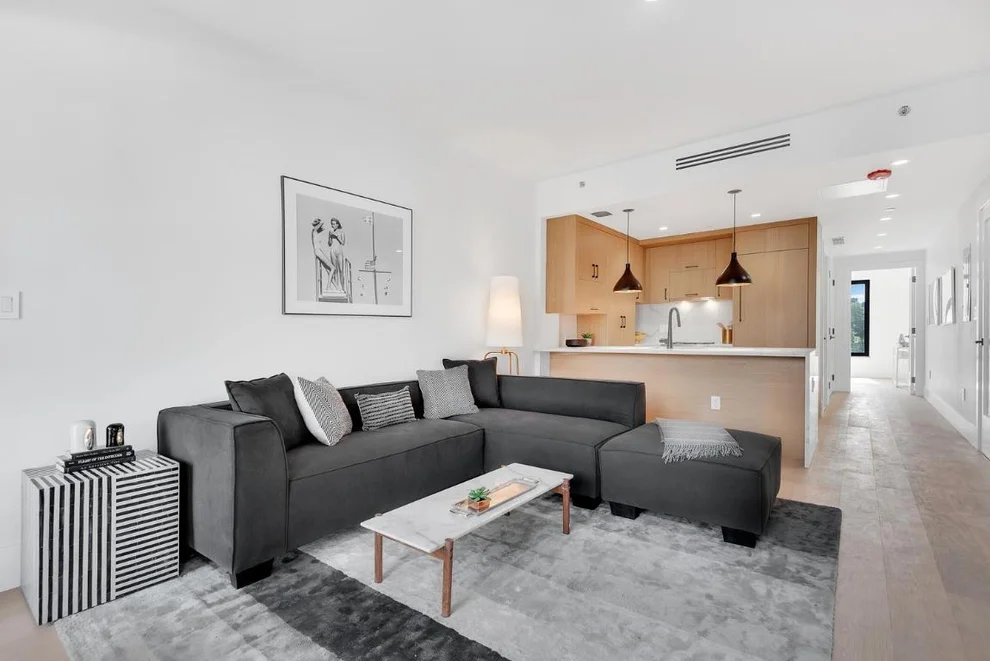 Unit for sale at 490 LORIMER Street, Brooklyn, NY 11211