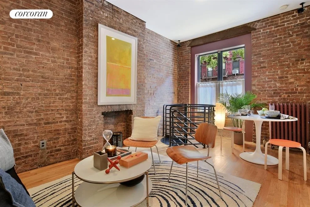 Unit for sale at 231 W 16TH Street, Manhattan, NY 10011