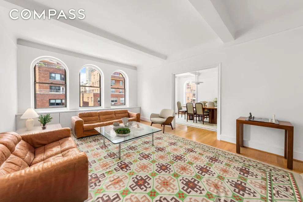 Unit for sale at 1065 Lexington Avenue, Manhattan, NY 10021