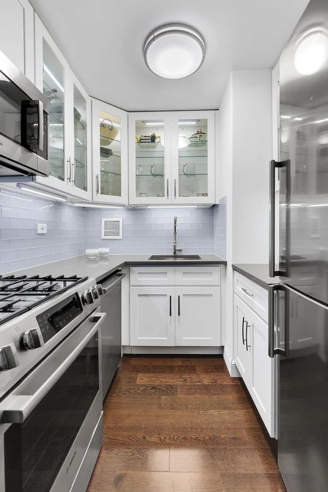 Unit for sale at 330 E 38th Street, Manhattan, NY 10016