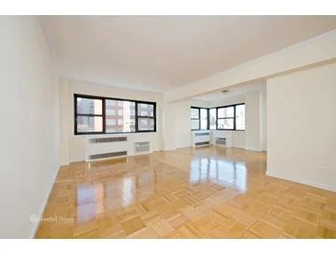 Unit for sale at 305 E 72nd Street, Manhattan, NY 10021