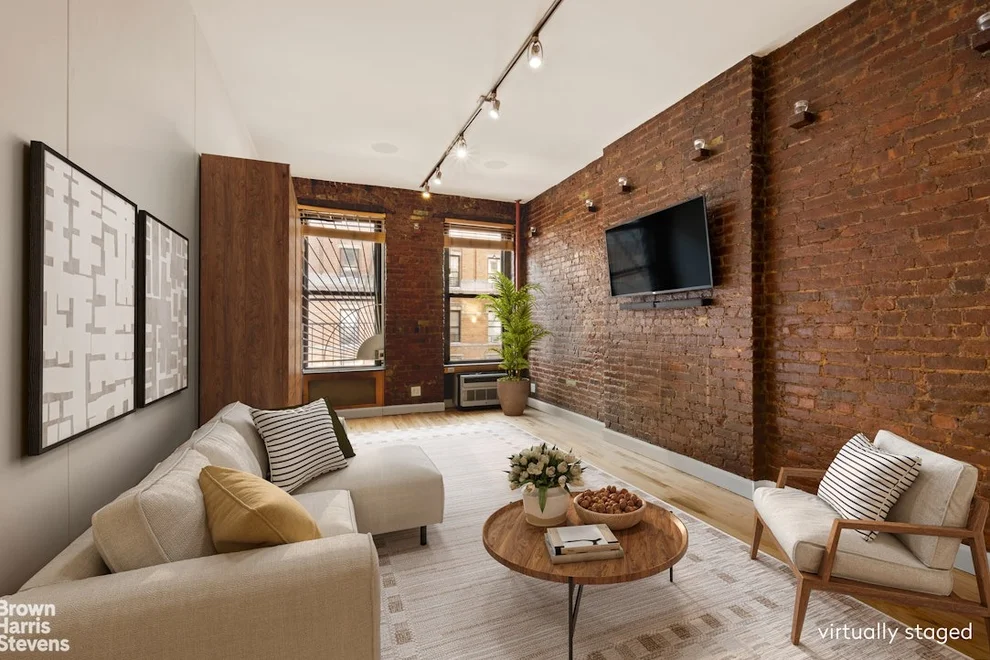 Unit for sale at 186 E 2ND Street, Manhattan, NY 10009