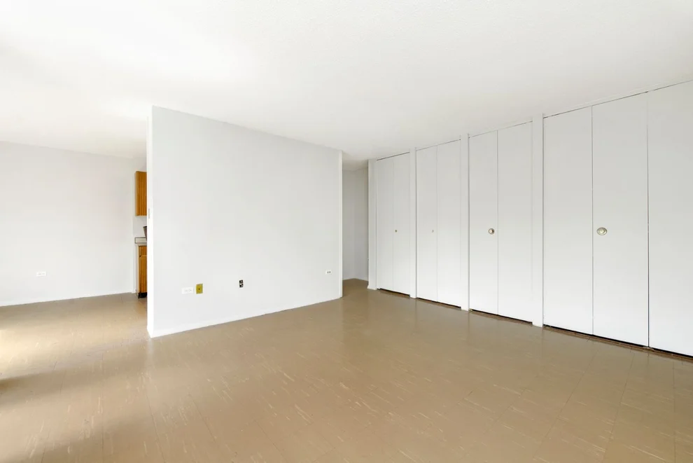 Unit for sale at 333 Pearl Street, Manhattan, NY 10038