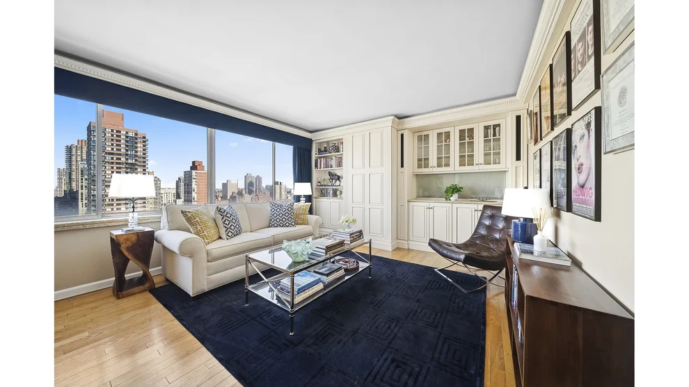 Unit for sale at 353 E 72ND Street, Manhattan, NY 10021