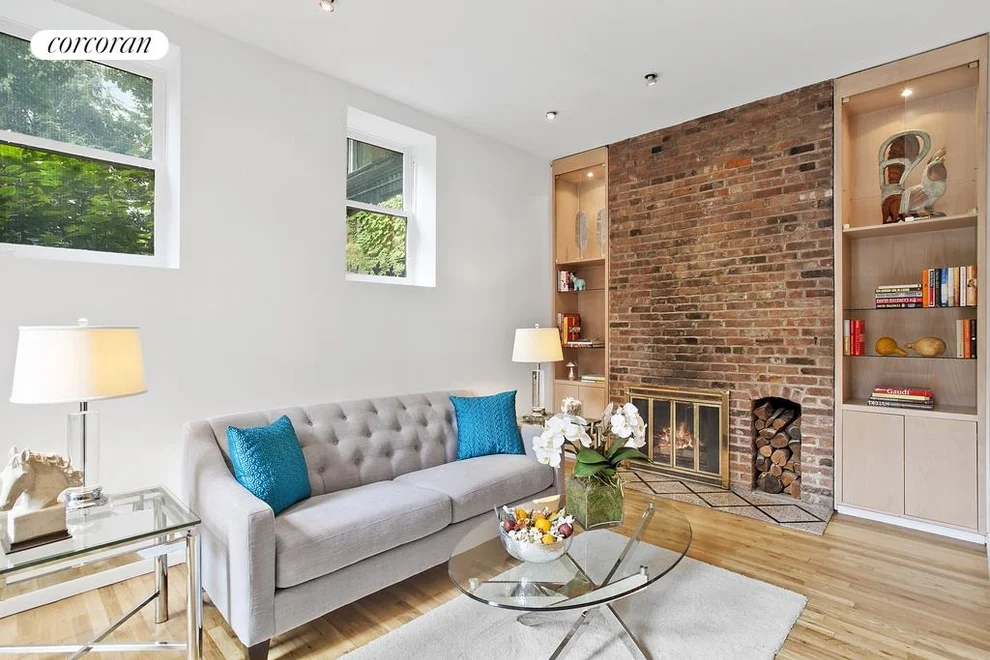 Unit for sale at 141 W 13TH Street, Manhattan, NY 10011