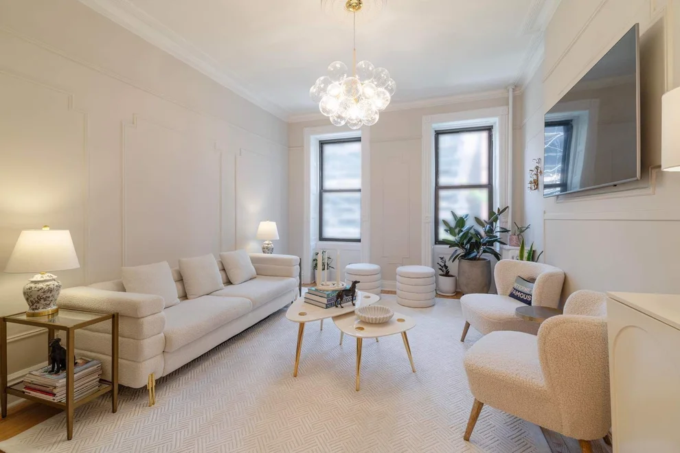 Unit for sale at 350 W 48th Street, Manhattan, NY 10036