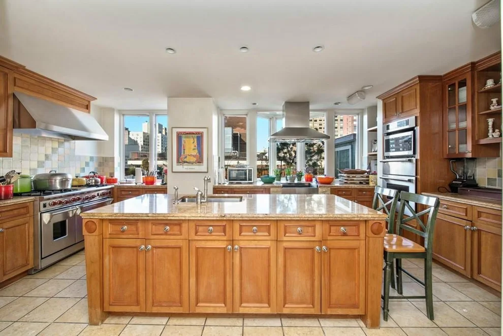 Unit for sale at 525 E 80th Street, Manhattan, NY 10075
