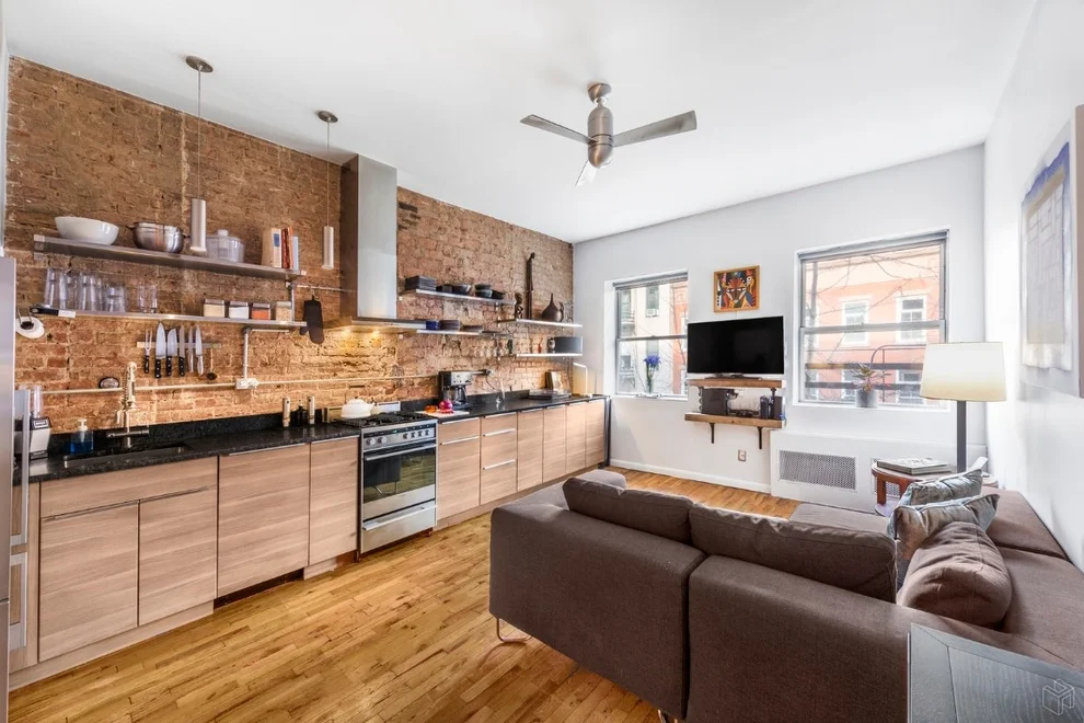 Unit for sale at 406 W 46TH Street, Manhattan, NY 10036