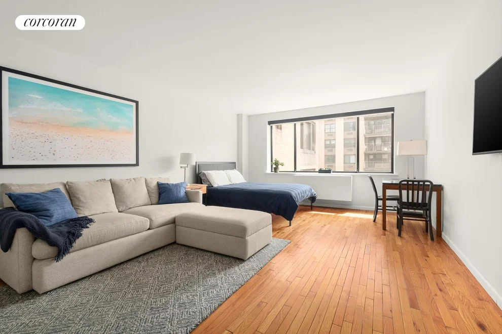 Unit for sale at 211 W 71ST Street, Manhattan, NY 10023