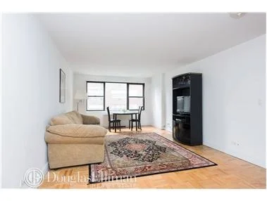 Unit for sale at 301 E 69th Street, Manhattan, NY 10021