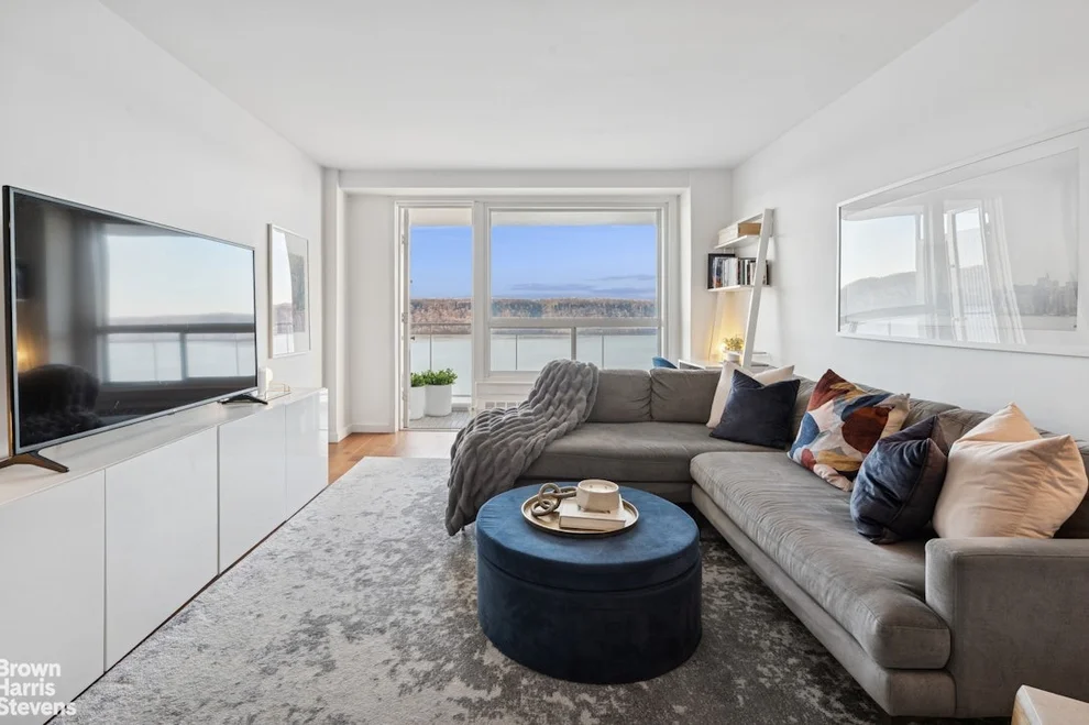 Unit for sale at 2575 PALISADE Avenue, Bronx, NY 10063