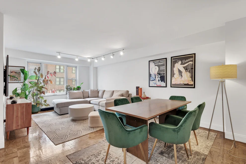 Unit for sale at 310 LEXINGTON Avenue, Manhattan, NY 10016