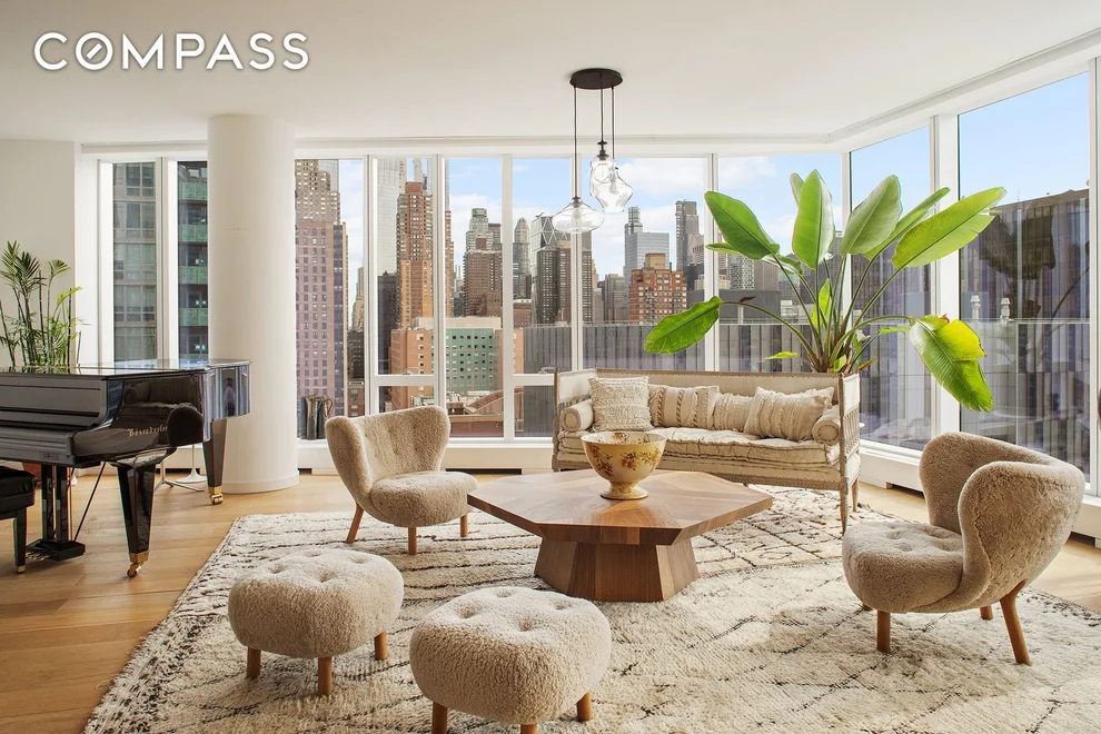 Unit for sale at 1 W End Avenue, Manhattan, NY 10023
