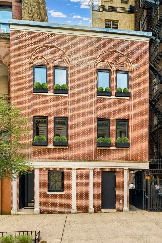 Unit for sale at 2 E 78th Street, Manhattan, NY 10075