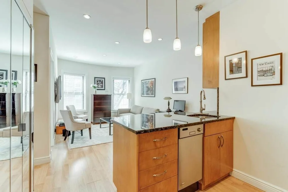 Unit for sale at 160 E 91ST Street, Manhattan, NY 10128