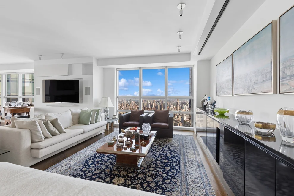 Unit for sale at 146 W 57th Street, Manhattan, NY 10019
